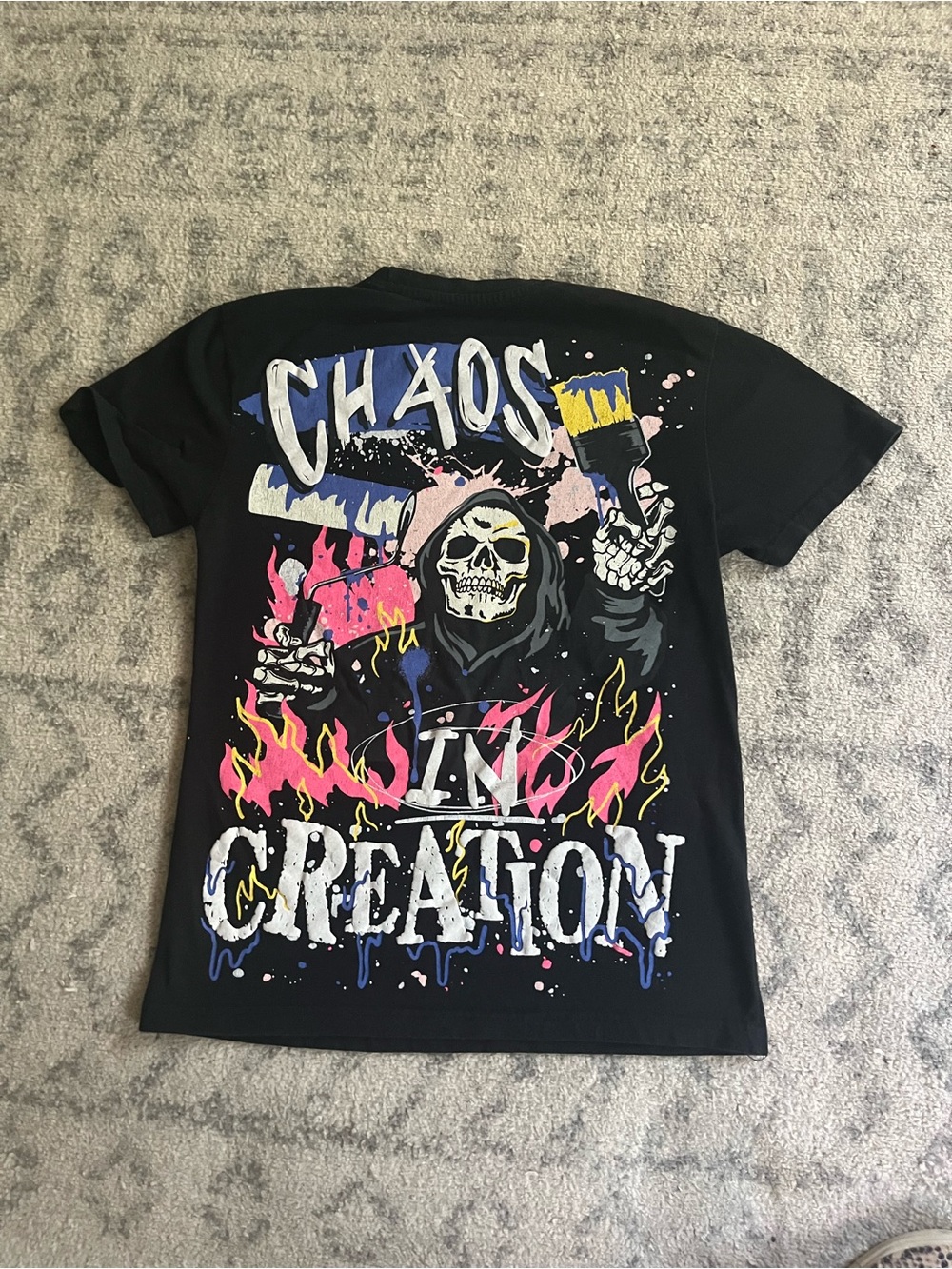Reason Brand Womens Art Is Not A Crime Print Shirt size small black